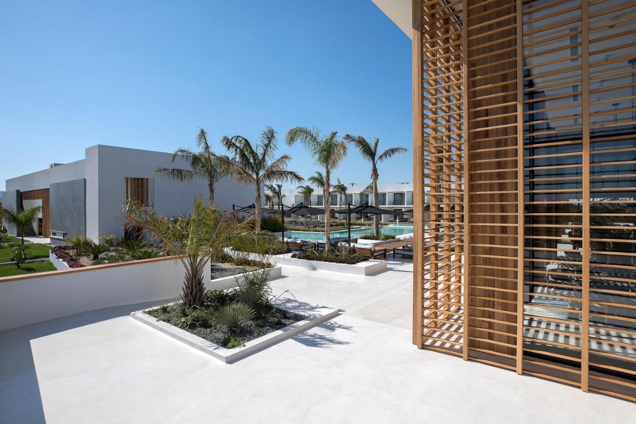 D' Andrea Lagoon All Suites - Adults Only مارماري المظهر الخارجي الصورة The hotel's pool area